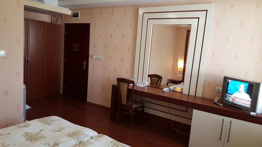 Bozukova House Hotel Sliven Kamer foto