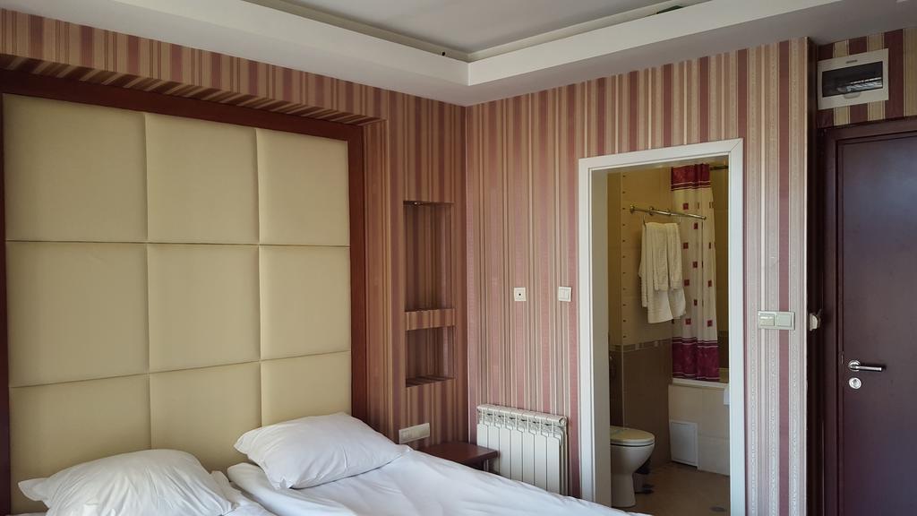 Bozukova House Hotel Sliven Kamer foto